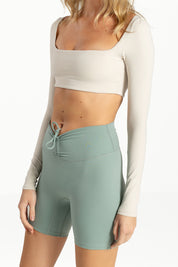 Twisted Knot ‘Scrunch’ short 5”