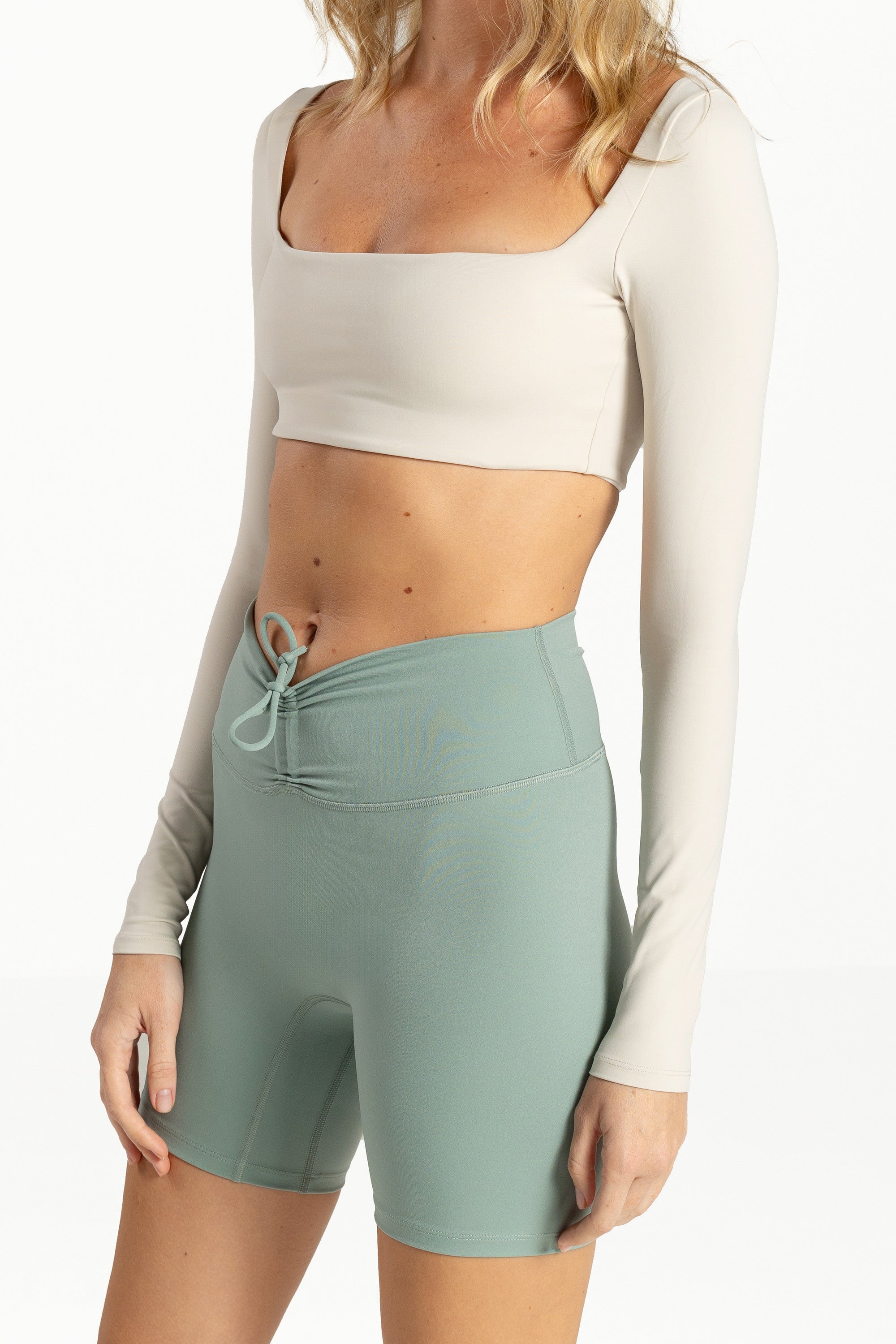 Twisted Knot ‘Scrunch’ short 5”