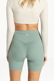 Twisted Knot ‘Scrunch’ short 5”
